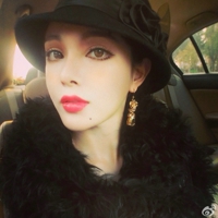 qq空间头像女生唯美:把爱放在心里久久_WWW.TQQA.COM