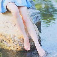 非主流女生头像唯美海边:思念一个人的味道_WWW.TQQA.COM