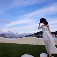 全身照QQ头像图片:远景唯美女生_WWW.TQQA.COM