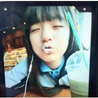 微信用的妹子生活照自拍头像:唯美可爱系列_WWW.TQQA.COM