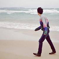 请别牵强的说爱我:男神面朝大海QQ唯美头像_WWW.TQQA.COM