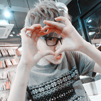 情侣头像男左女右:2张_WWW.TQQA.COM