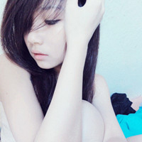 故事里的角色我不适合:唯美头像吧不带字女生_WWW.TQQA.COM