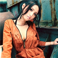 简单大气的唯美女生头像_WWW.TQQA.COM