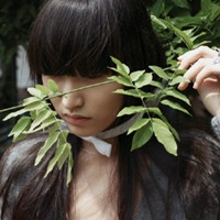 清纯意境阳光女生头像_WWW.TQQA.COM