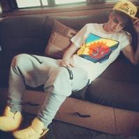 高清欧美男头像,明明爱你爱的想靠近_WWW.TQQA.COM