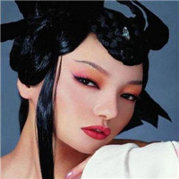 Shiga连诗雅QQ头像_WWW.TQQA.COM