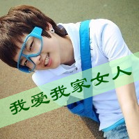 有字的浪漫情侣头像一左一右:情歌还有两三首_WWW.TQQA.COM