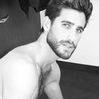 QQ欧美头像男生帅气:欧美帅气男生头像超拽_WWW.TQQA.COM