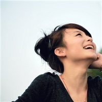 简单大气的唯美女生头像_WWW.TQQA.COM