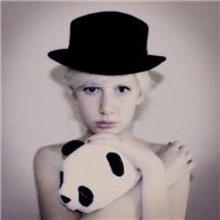 霸气的欧美女生头像_WWW.TQQA.COM