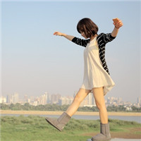 欧美范森系女生头像:我不明白也不需要明白_WWW.TQQA.COM