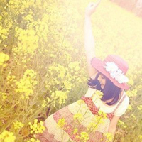 花季少女:戴帽子的唯美女生头像:超赞_WWW.TQQA.COM