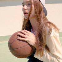 短头发欧美女孩头像:@心系你一人_WWW.TQQA.COM