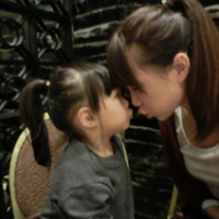 微信用的妹子生活照自拍头像:唯美可爱系列_WWW.TQQA.COM