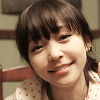 笑容甜美的可爱女生头像:是否爱过就已经足够_WWW.TQQA.COM