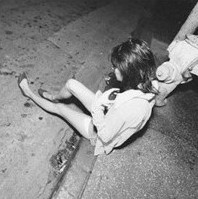 情侣头像一人一张_WWW.TQQA.COM