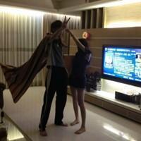 校园穿校服的QQ情侣头像:谁说校服不是情侣装_WWW.TQQA.COM