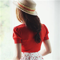 故事里的角色我不适合:唯美头像吧不带字女生_WWW.TQQA.COM