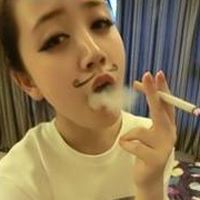 抽烟的女生头像:非主流你跟不上的潮流_WWW.TQQA.COM