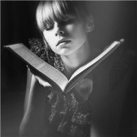 欧美风格女生头像_WWW.TQQA.COM