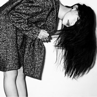 欧美超拽黑白女生头像_WWW.TQQA.COM