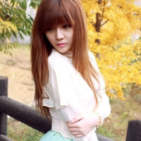 陪你度过四季永不分离:对着阳光的唯美高清大头_WWW.TQQA.COM