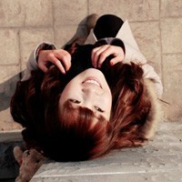 情侣头像一对:一男一女2张分开的_WWW.TQQA.COM