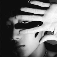 纯爷们黑白男生头像_WWW.TQQA.COM