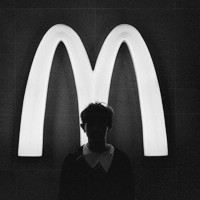 qq超拽黑白头像_WWW.TQQA.COM