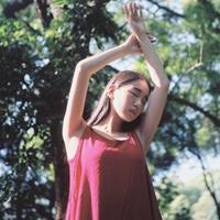 清新唯美意境女生头像:寂寞会唱歌_WWW.TQQA.COM