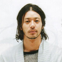 小田切让电影自裁QQ头像_WWW.TQQA.COM