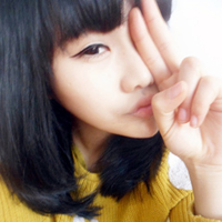 唯美小清新短发女生头像:回忆里寂寞模糊的小时_WWW.TQQA.COM