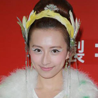 龚嘉欣比基尼QQ头像_WWW.TQQA.COM