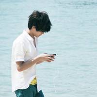 请别牵强的说爱我:男神面朝大海QQ唯美头像_WWW.TQQA.COM