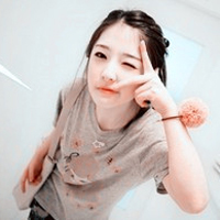 幸福会让我遗忘一切:可爱剪刀手带字女生头像_WWW.TQQA.COM