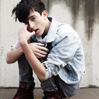 欧美头像男生霸道:为你放下执念_WWW.TQQA.COM