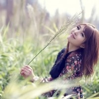 一人一边情侣QQ头像:男左女右_WWW.TQQA.COM