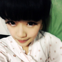 齐刘海美女头像:梦想有一天我也会走红_WWW.TQQA.COM