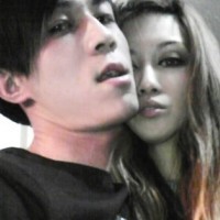 相依为命的情侣QQ头像:一对_WWW.TQQA.COM