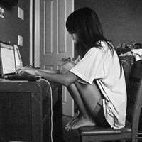 QQ女生头像霸气范灰色:你要过的比别人都好_WWW.TQQA.COM