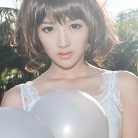 七彩梦幻成熟欧美范女生头像_WWW.TQQA.COM