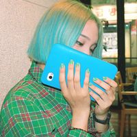 贴吧流行的个性原宿风qq头像:夜半唱情歌_WWW.TQQA.COM