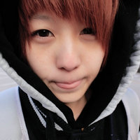 1左1右浪漫情侣QQ头像_WWW.TQQA.COM