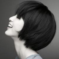 可爱流行短发女生QQ头像_WWW.TQQA.COM