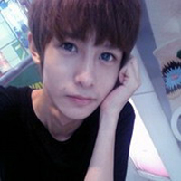 baby100%浪漫情侣头像:一左一右_WWW.TQQA.COM