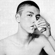 欧美qq头像男生半脸_WWW.TQQA.COM