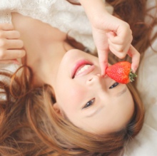 唯美小清新女生头像_WWW.TQQA.COM