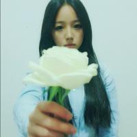 唯美黑色长发女生头像:假如我变成你的回忆_WWW.TQQA.COM