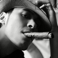 欧美头像男生硬汉:每个梦想都有光芒_WWW.TQQA.COM